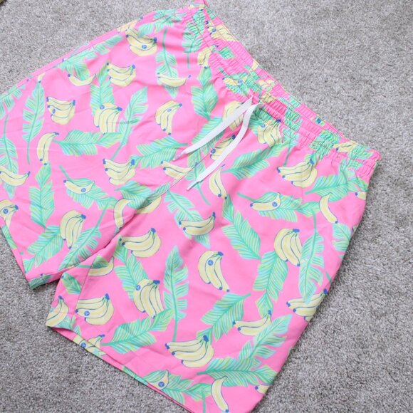 Chubbies Swim Trunks Mens XL Pink  w/ Bananas Mesh Lined Stretch w/ 7" inseam - Picture 3 of 11